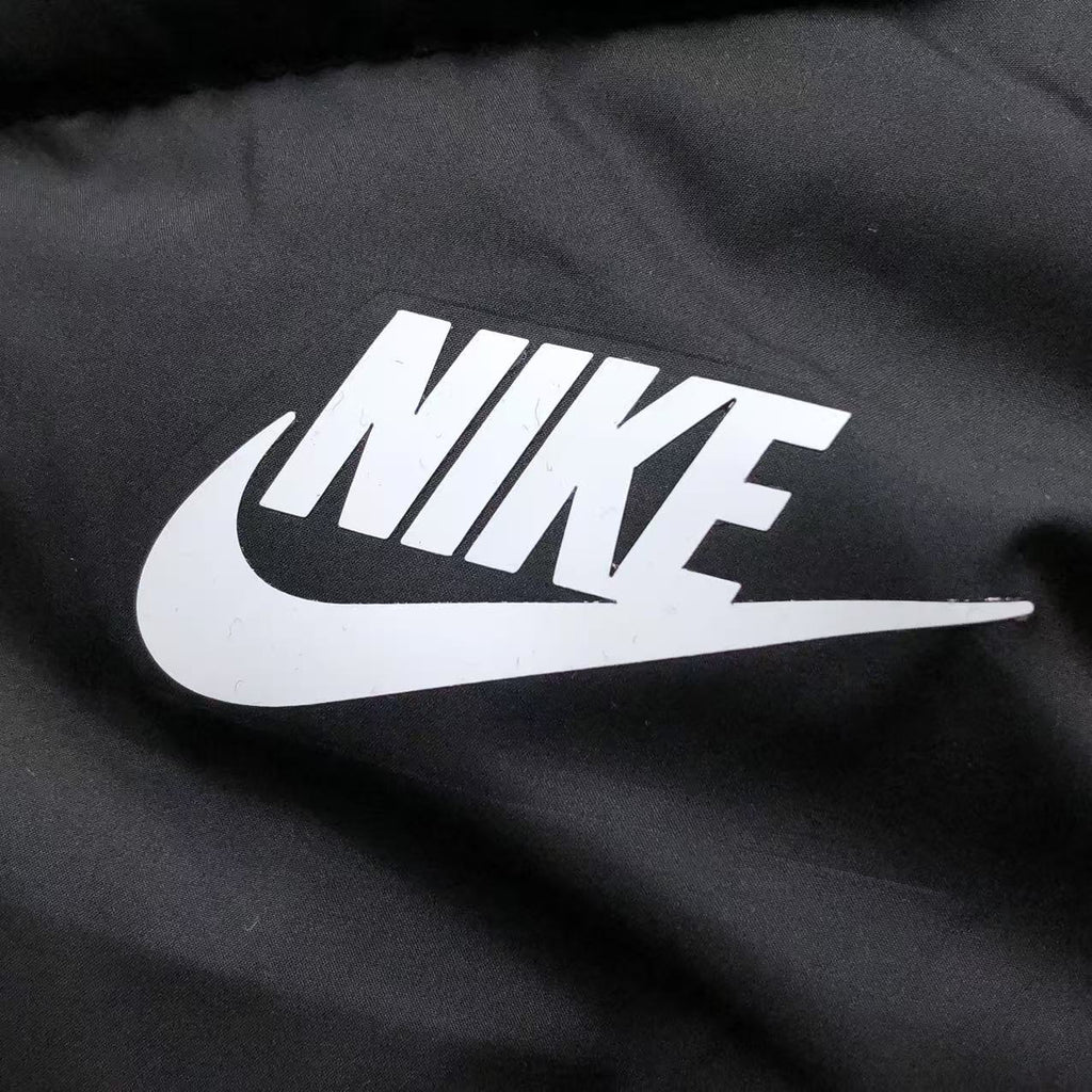 Nike Storm-FIT Windrunner